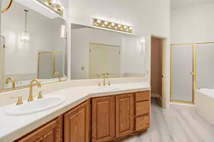 135 River Chase Cir, Sacramento, CA 95864 - Photo 30