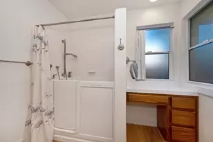 4040 Alex Ln, Carmichael, CA 95608 - Photo 52