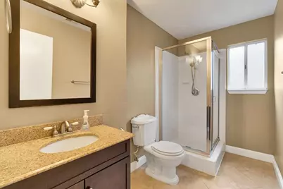 9414 N Rowell Avenue, Fresno, CA 93720 - Photo 26