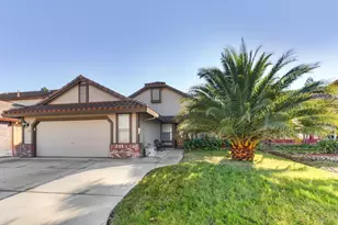 5118 Emerald Fell Ct, Antelope, CA 95843 - Photo 2