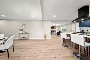 221 W Pearl Ave, Stockton, CA 95207 - Photo 12