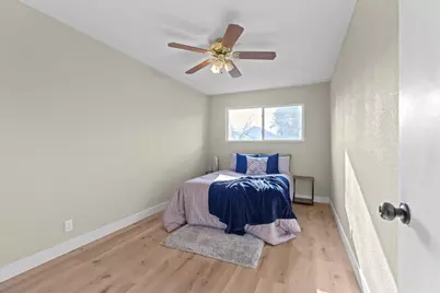 221 W Pearl Avenue, Stockton, CA 95207 - Photo 22