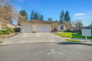 1940 Erin Way, Turlock, CA 95382 - Photo 2