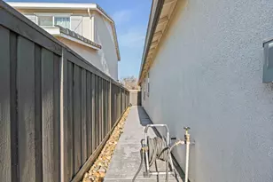 976 Garzas St, Lathrop, CA 95330 - Photo 32