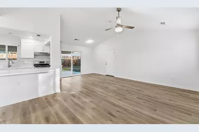 2208 Sunmist Lane, Modesto, CA 95355 - Photo 6