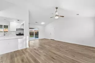 2208 Sunmist Ln, Modesto, CA 95355 - Photo 6