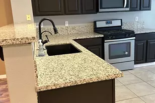 408 Peregrine, Patterson, CA 95363 - Photo 4