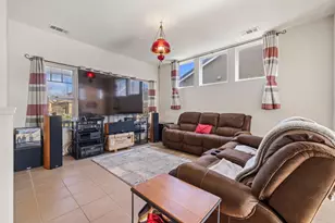 2730 Explorer Way, Turlock, CA 95382 - Photo 8