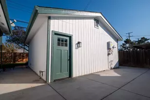 833 S Holly Dr, Lodi, CA 95240 - Photo 34