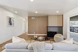 2462 Town Cir, Sacramento, CA 95821 - Photo 8