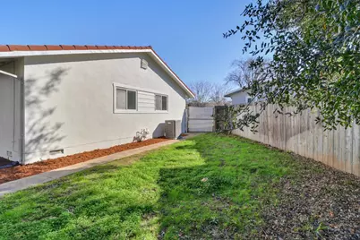 2462 Town Circle, Sacramento, CA 95821 - Photo 44