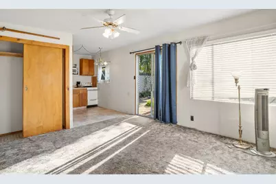 2043 Ellis St, Modesto, CA 95354 - Photo 38