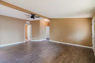 216 California Loop, Sacramento, CA 95823 - Photo 18