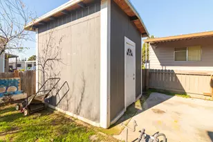 216 California Loop, Sacramento, CA 95823 - Photo 10