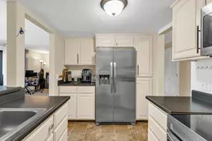 903 Fulton Ave, Sacramento, CA 95825 - Photo 4