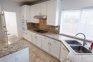 10208 Jenny Lynn Way, Elk Grove, CA 95757 - Photo 16