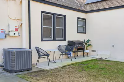 125 E 12th Street, Tracy, CA 95376 - Photo 32