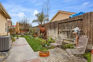 759 Santa Ana Ct, Los Banos, CA 93635 - Photo 32