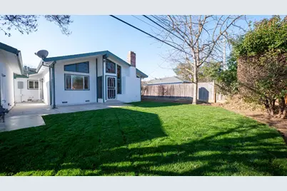 833 Holly Drive, Lodi, CA 95240 - Photo 46