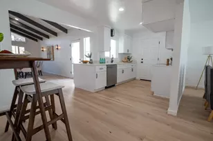 833 Holly Dr, Lodi, CA 95240 - Photo 2