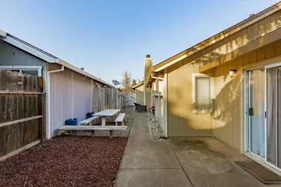 1813 4th Street, Lincoln, CA 95648 - Photo 14
