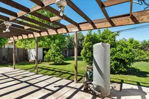 185 E Wyman Rd, French Camp, CA 95231 - Photo 40