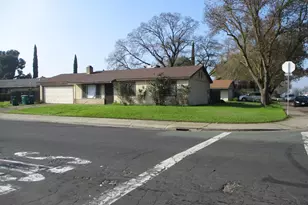 8437 Cherbourg, Stockton, CA 95210 - Photo 2