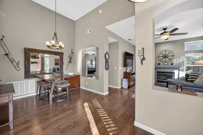 3333 Grimshaw Way, Elk Grove, CA 95758 - Photo 8