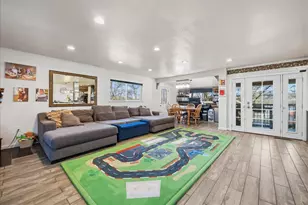 10585 Joeger Rd, Auburn, CA 95602 - Photo 8