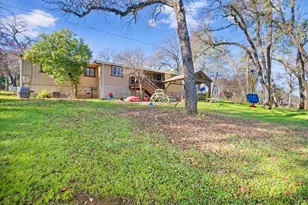 10585 Joeger Rd, Auburn, CA 95602 - Photo 4