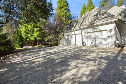 13065 Somerset Drive, Grass Valley, CA 95945 - Photo 10