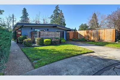 4812 Packard Court, Carmichael, CA 95608 - Photo 2