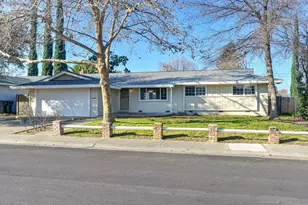 5831 Hesper Way, Carmichael, CA 95608 - Photo 2