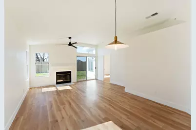 8438 Cold Water Court, Elk Grove, CA 95624 - Photo 6