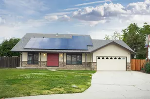 1315 Starlite Ln, Yuba City, CA 95991 - Photo 2