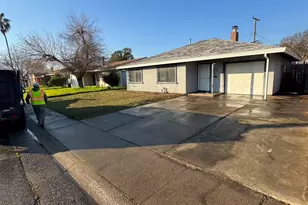 6039 36th Ave, Sacramento, CA 95824 - Photo 2