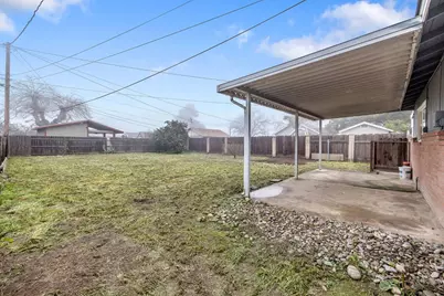 980 E Apricot Avenue, Tulare, CA 93274 - Photo 28