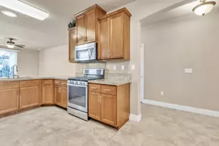 3065 Lennon Dr, Roseville, CA 95661 - Photo 6