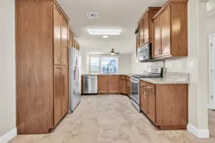 3065 Lennon Dr, Roseville, CA 95661 - Photo 4