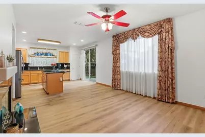 8753 Cypress Creek Way, Elk Grove, CA 95758 - Photo 14