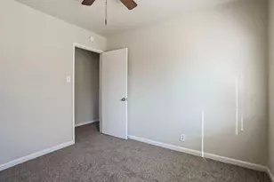 1426 Pelem Ct, Stockton, CA 95203 - Photo 12