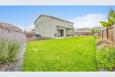 10501 Tavoras Court, Elk Grove, CA 95757 - Photo 14