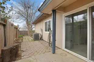 2352 Bridlewood Dr, Rancho Cordova, CA 95670 - Photo 26