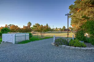 2895 Baseline Rd, Roseville, CA 95747 - Photo 12