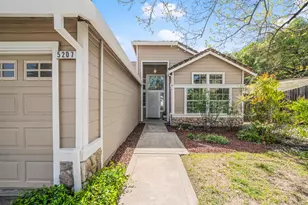 5207 Equestrian Ct, Rocklin, CA 95677 - Photo 2