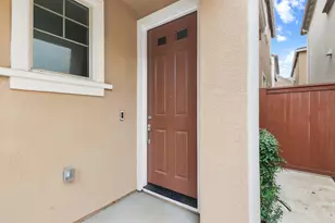 10589 Tenor Way, Elk Grove, CA 95757 - Photo 2