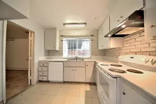 8107 Grenoble Way, Stockton, CA 95210 - Photo 2