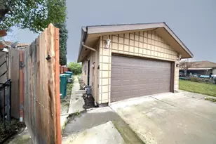 8107 Grenoble Way, Stockton, CA 95210 - Photo 70