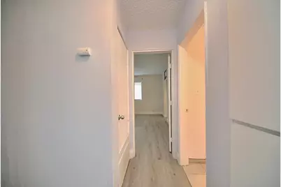 8107 Grenoble Way, Stockton, CA 95210 - Photo 38