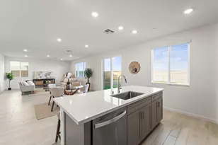 1501 McIntyre St, Galt, CA 95632 - Photo 32